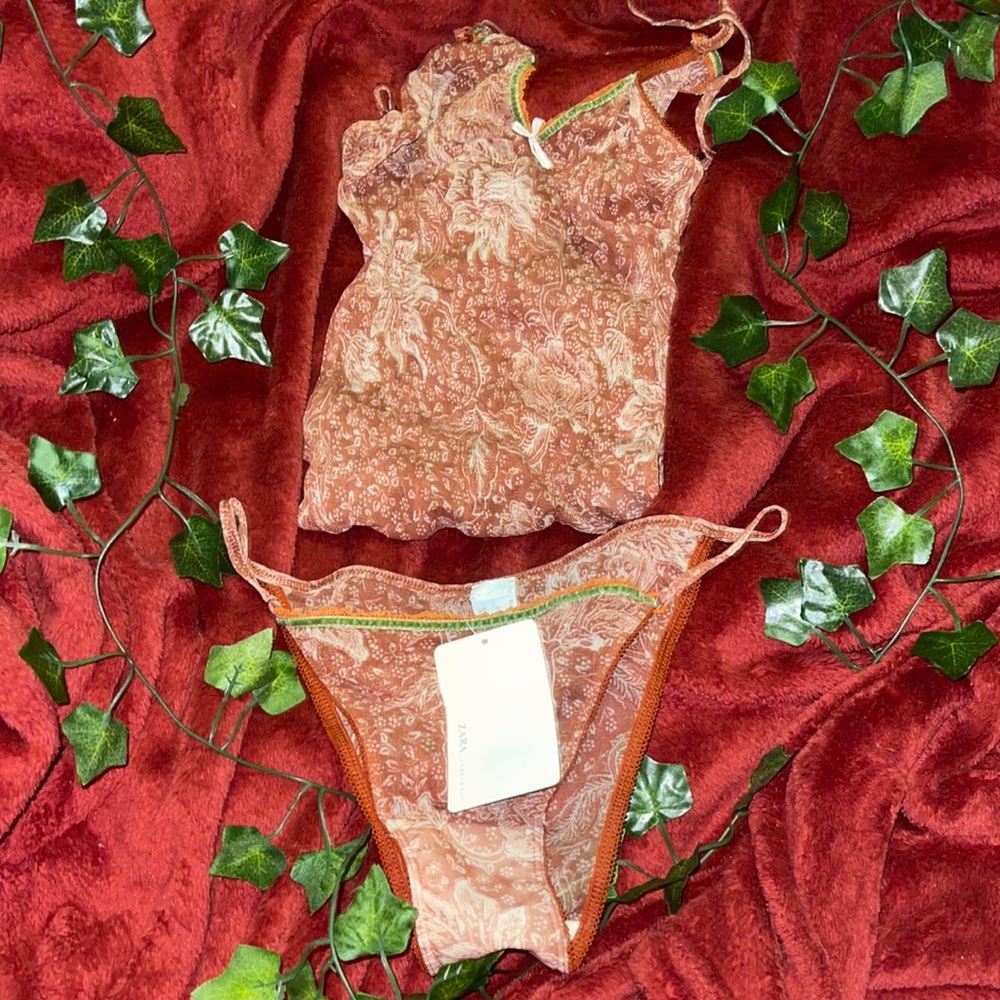 Zara lingerie set